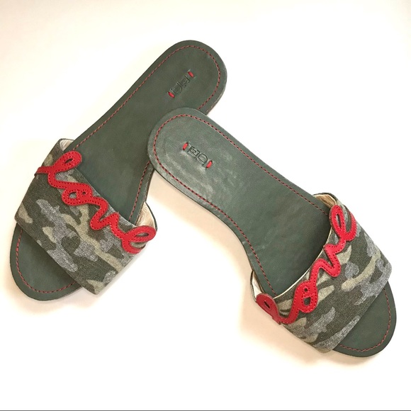 ED Ellen Degeneres Shoes - ED SHARLIN LOVE 6 Camo Slide Sandals NWOT